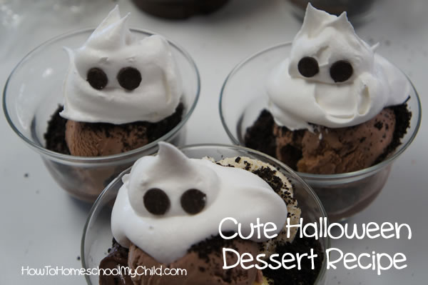 Cute Halloween Dessert Recipes - 3 Vanilla Pudding Ghosts