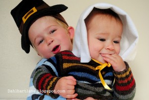thanksgiving weekend links - 30 days of thanks - pilgrim hats