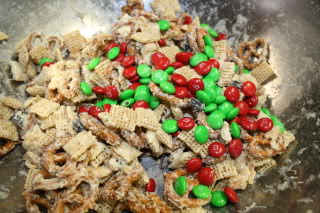 Christmas Goodies Recipes - chex mixed 6